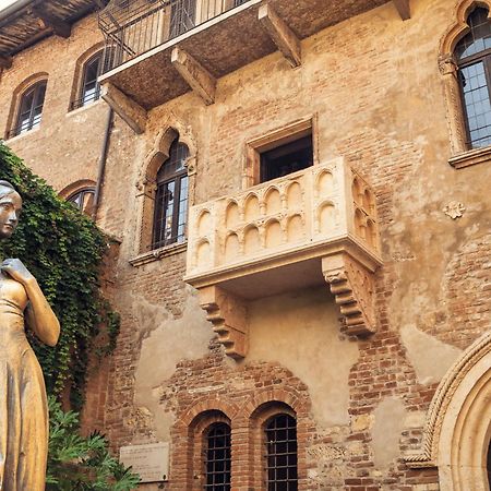 Opera Luxury Apartment Verona Exterior photo